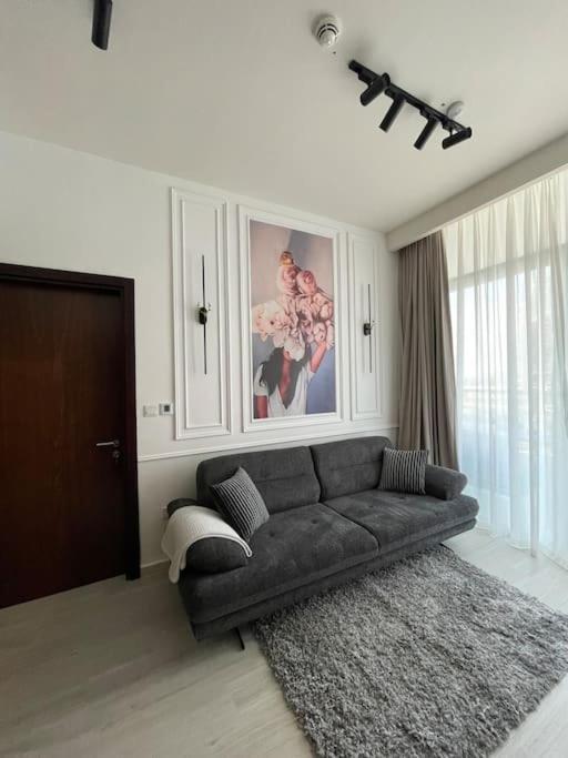 New Luxury Modern Canal View. Apartamento Dubai Exterior foto