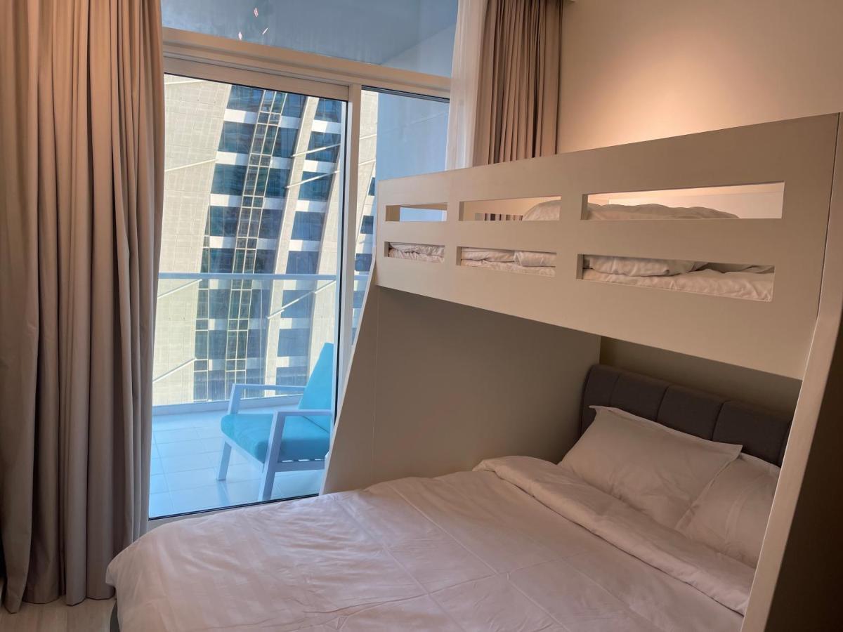 New Luxury Modern Canal View. Apartamento Dubai Exterior foto